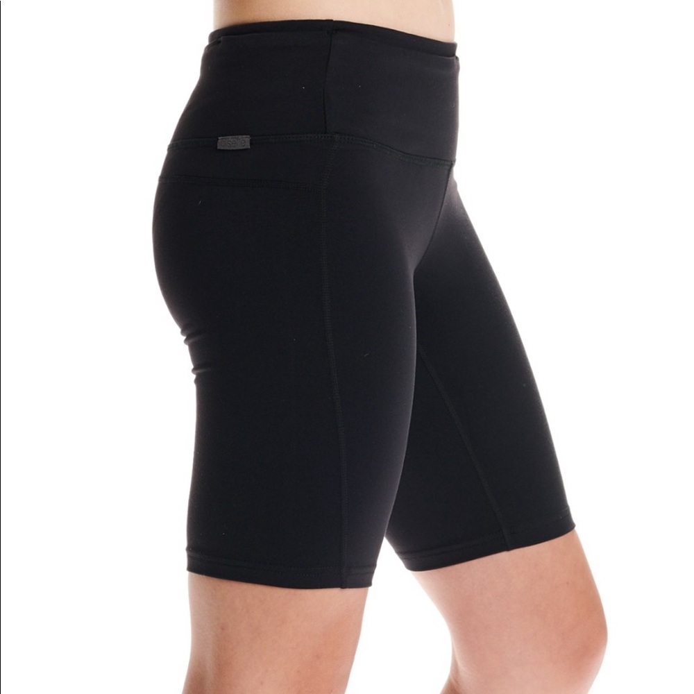 Oiselle O-mazing Long shorts